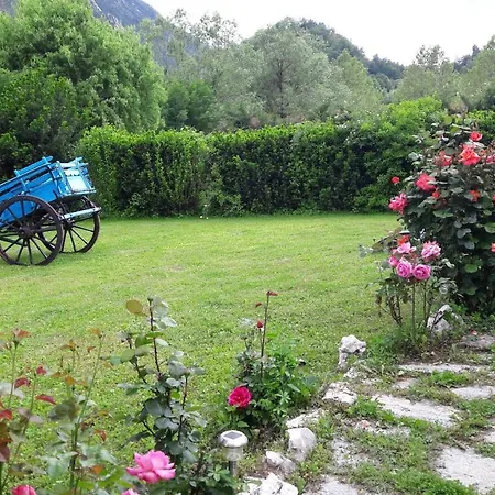 Lei Canissouns Apartman